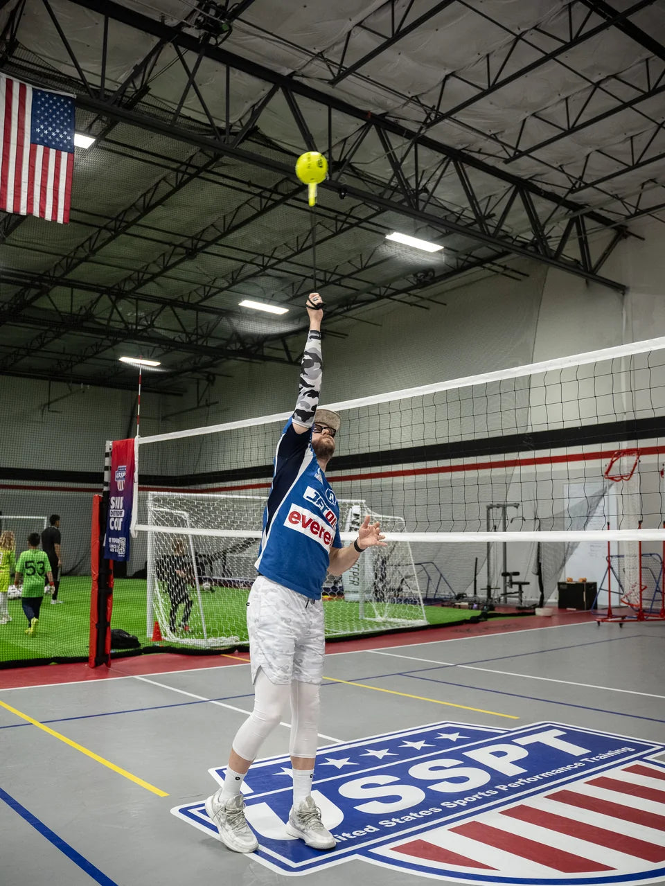 Alex swinging the Pro Spike Flow trainer — phase 2 demonstration.